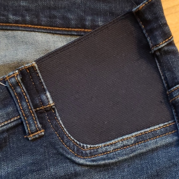 Indigo Blue maternity jeans size is maternity small - Picture 4 of 5